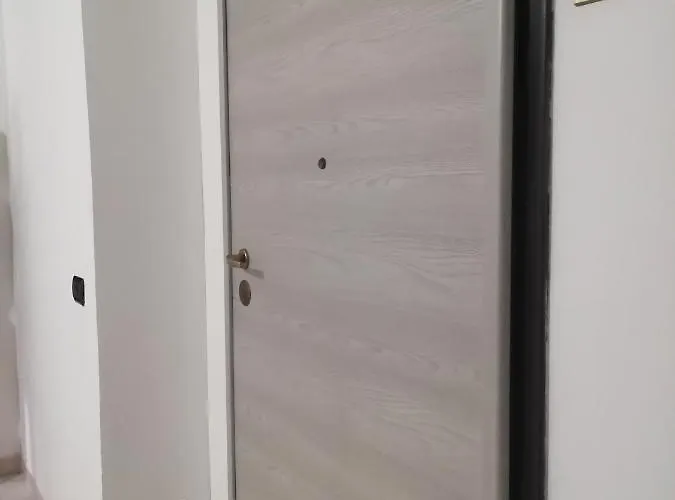 דירה Casa Clara Centro Con Giardino אוריסטאנו